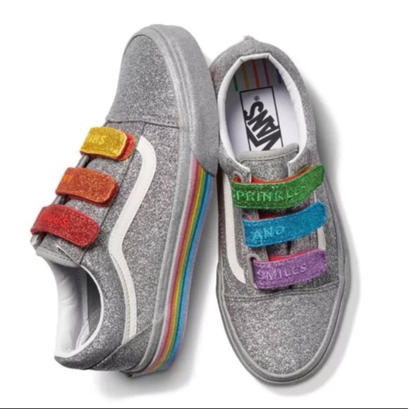 Vans Shoes - NEW Vans 7 Old Skool V Flour Shop Sneakers Rainbow Silver SPRINKLES & SMILES